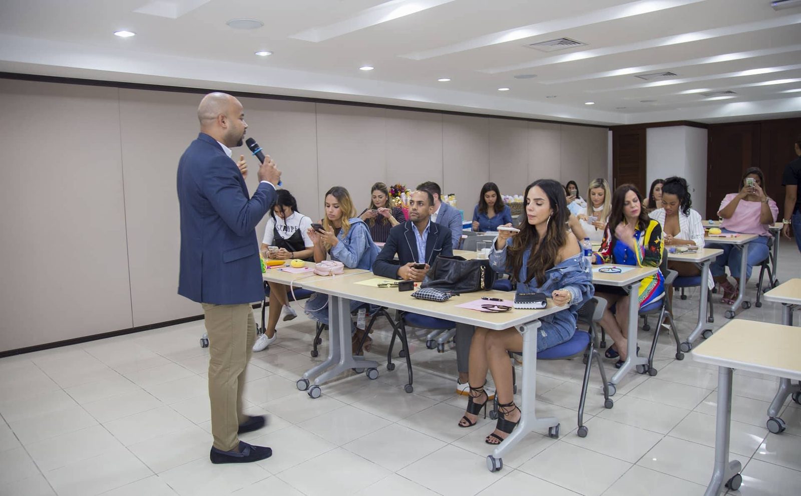 Manuel Ventura en evento Influencers Get Together